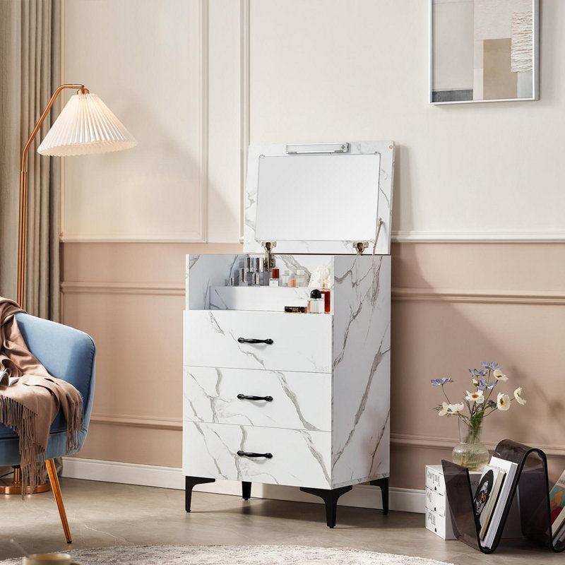 Kinzel makeup storage